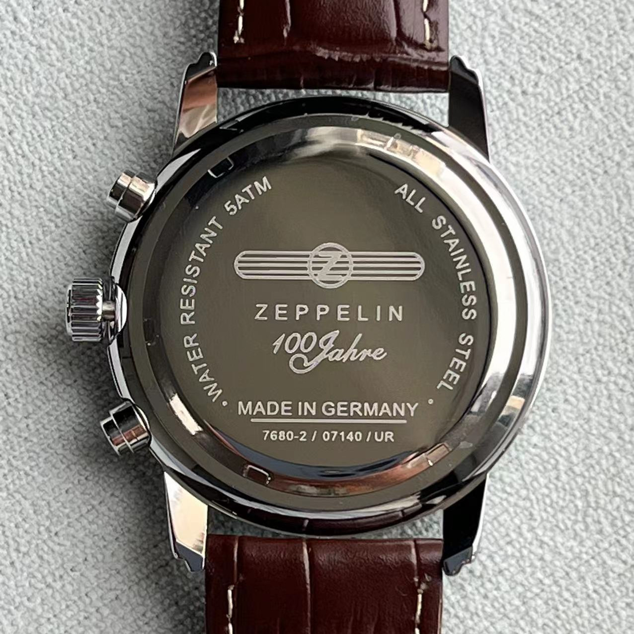 New Zeppelin Series Automatic  - đánh giá và giá Smartwatch Touch